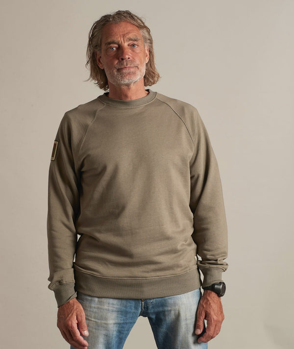 02021| ELSK® BUNKERS PCH TVÆRS MEN'S CREWNECK | SMOKEY OLIVE