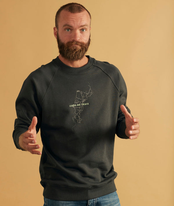RE.ELSK 02043 | ELSK MAP TVÆRS MEN'S CREWNECK | PIRATE BLACK