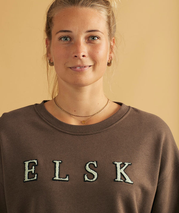 12019 | ELSK CHENILLE EMB. ØRUM WOMEN'S SWEATSHIRT | DARK OAK