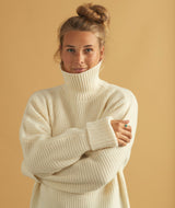 15005 | LOVE VIGGA KNIT T-NECK | OFF WHITE