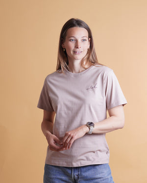 SIGNED BASIC WOMEN'S CASUAL T-SHIRT
