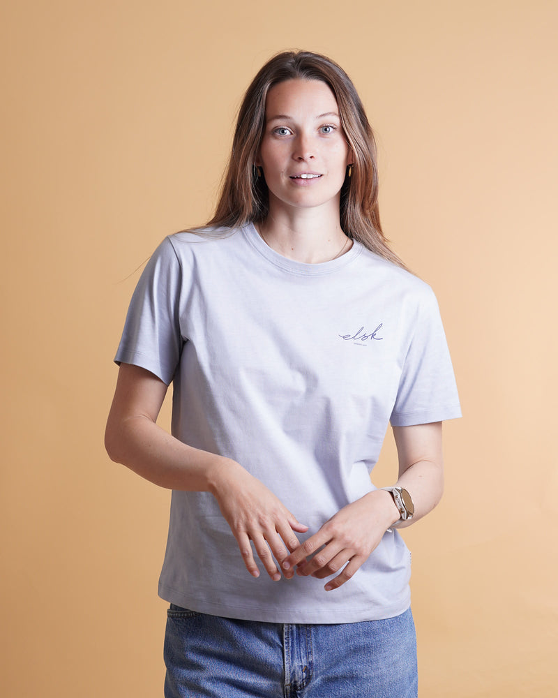 SIGNED BASIC WOMEN'S CASUAL T-SHIRT