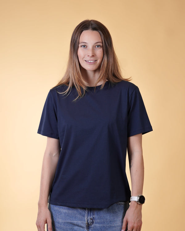 BASIC WOMEN'S CLASSIC T-SHIRT