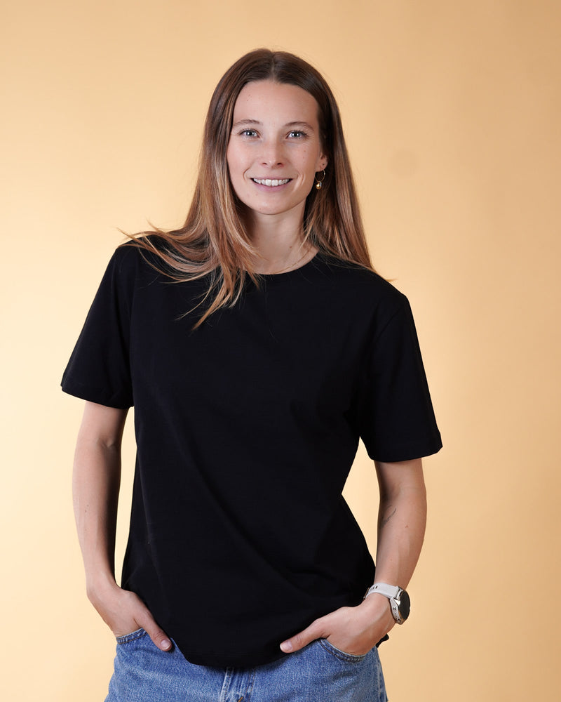 BASIC WOMEN'S CLASSIC T-SHIRT