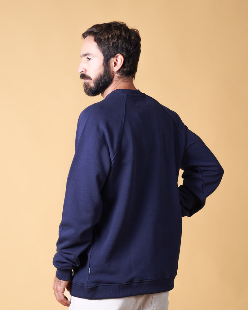 GLOBE MEN'S RAGLAN CREWNECK