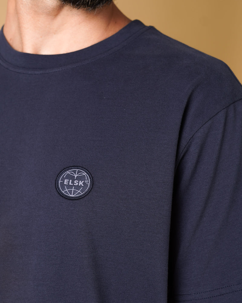 GLOBE BRUSHED T-SHIRT
