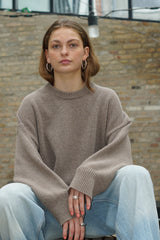ROUNDNECK WOMEN'S RECYCLED WOOL KNIT