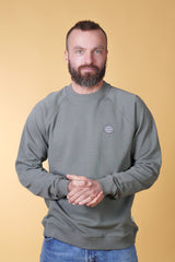 GLOBE MEN'S RAGLAN CREWNECK