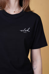 SIGNED BASIC WOMEN'S CASUAL T-SHIRT