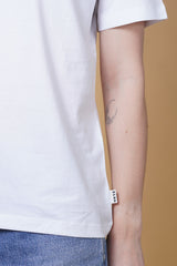 SIGNED BASIC WOMEN'S CASUAL T-SHIRT