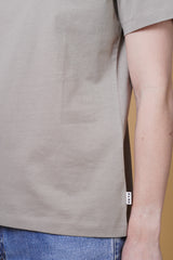 SIGNED BASIC WOMEN'S CASUAL T-SHIRT