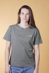 SIGNED BASIC WOMEN'S CASUAL T-SHIRT