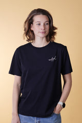 SIGNED BASIC WOMEN'S CLASSIC T-SHIRT