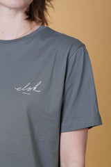 SIGNED BASIC WOMEN'S CLASSIC T-SHIRT