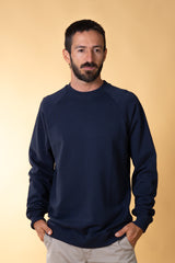BASIC MEN'S RAGLAN CREWNECK