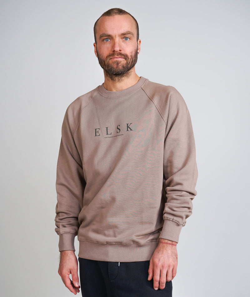 02024| ELSK® PURE TVÆRS MEN'S CREWNECK | TAUPE BROWN