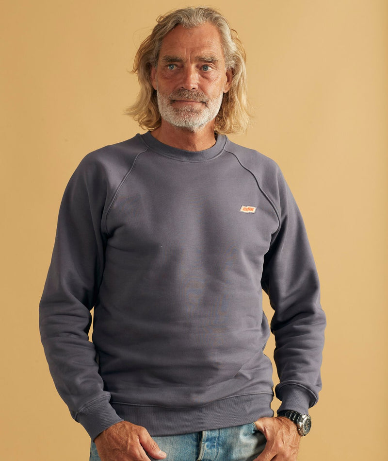 02038 | LOVE TECH PCH CROSS MEN'S CREWNECK | STONE PURPLE