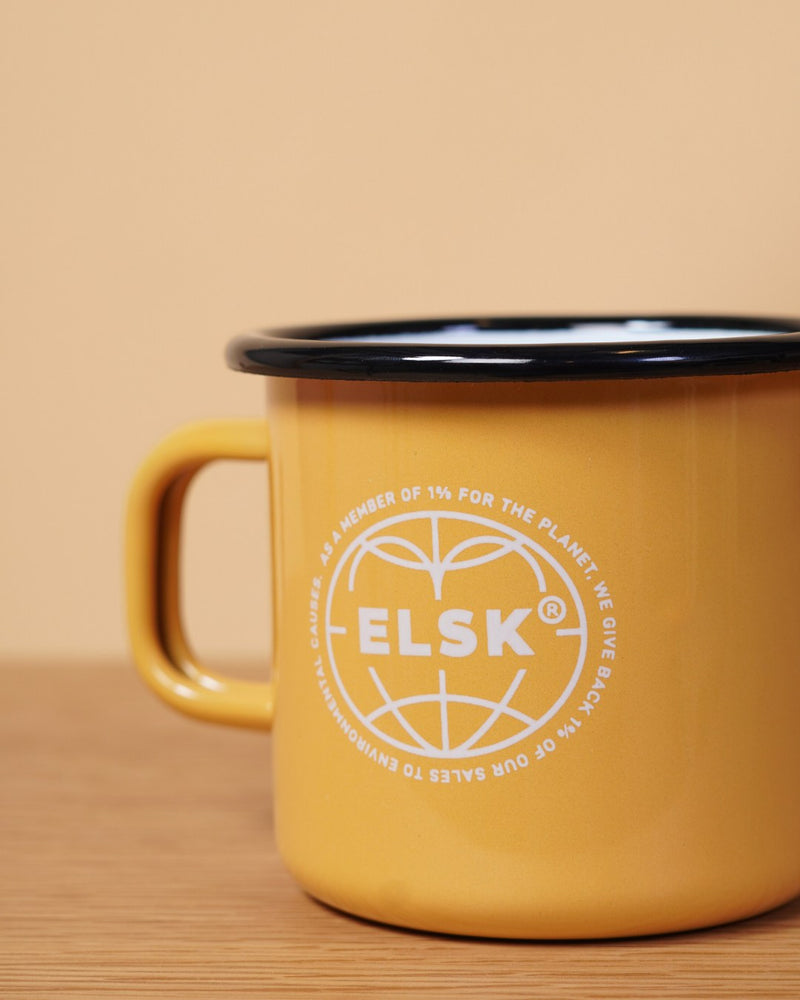 ENAMEL MUG