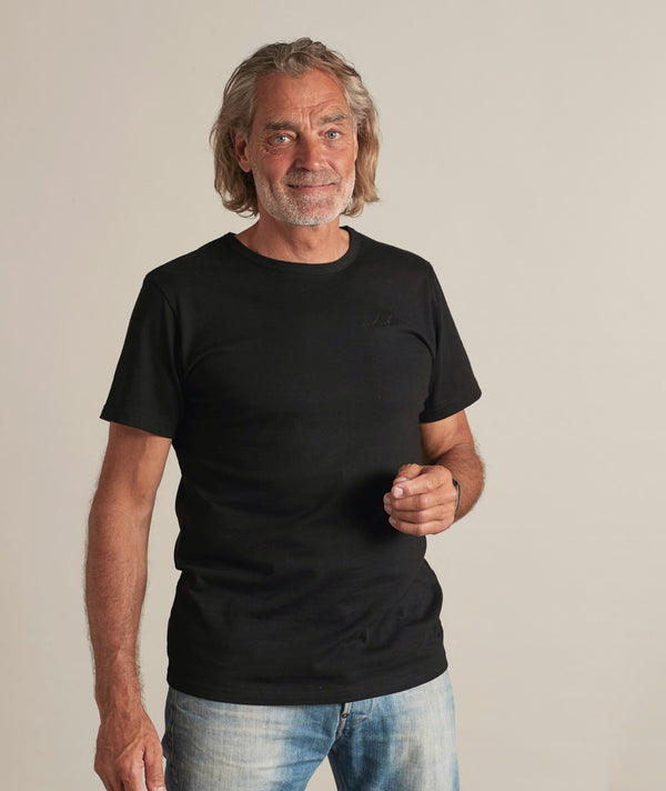 RE.ELSK 0081 | ELSK® SIGNED EMB TUNG MEN'S TEE | BLACK
