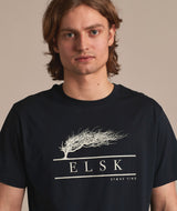01083 | ELSK VIND ESSENTIAL MEN'S TEE  | DARK NAVY
