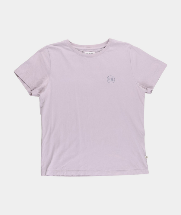 RE.ELSK 11036 | ELSK® ROUND LOGO EMB WOMEN'S ESSENTIAL TEE  | DUSTY PURPLE