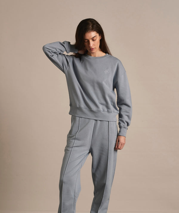 12005 | ELSK® ROUND LOGO EMB ØRUM WOMEN'S SWEATSHIRT | TRADEWINDS