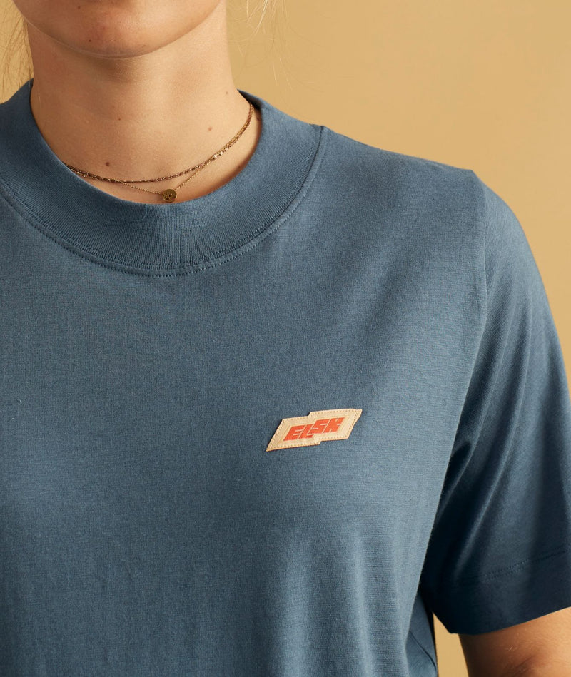 RE.ELSK 11062 | ELSK TECH PCH AGNES WOMEN'S TEE | VINTAGE INDIGO