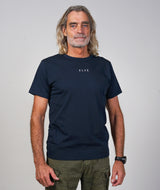 01081 | ELSK® PURE EMB TUNG MEN'S TEE | DARK NAVY