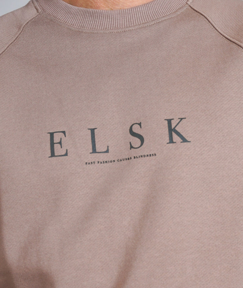 02024| ELSK® PURE TVÆRS MEN'S CREWNECK | TAUPE BROWN