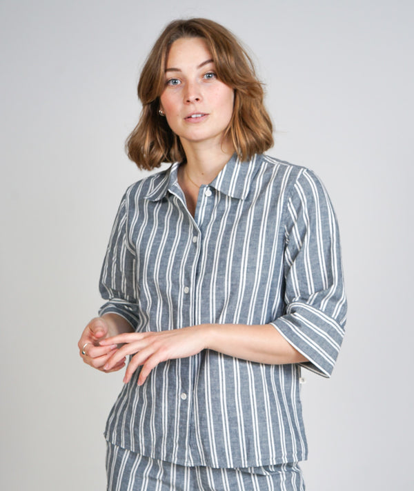 SONJA WOMEN'S SS STRIPED SHIRT