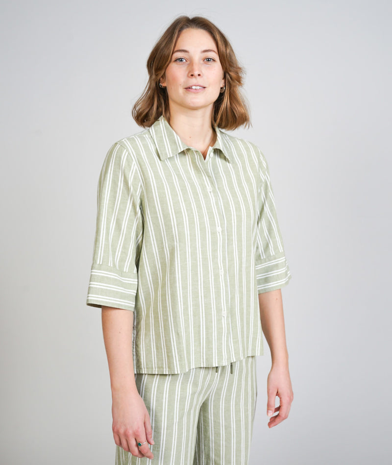 SONJA WOMEN'S SS STRIPED SHIRT