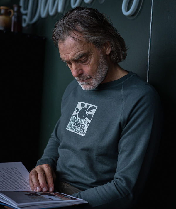 02007 | ELSK® CUBE21 TVÆRS MEN'S CREWNECK | STONE GREEN