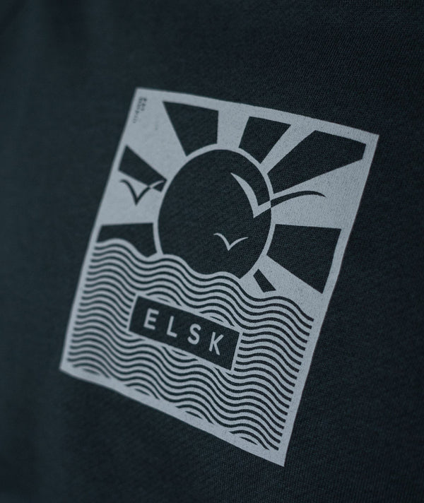 02007 | ELSK® CUBE21 TVÆRS MEN'S CREWNECK | STONE GREEN