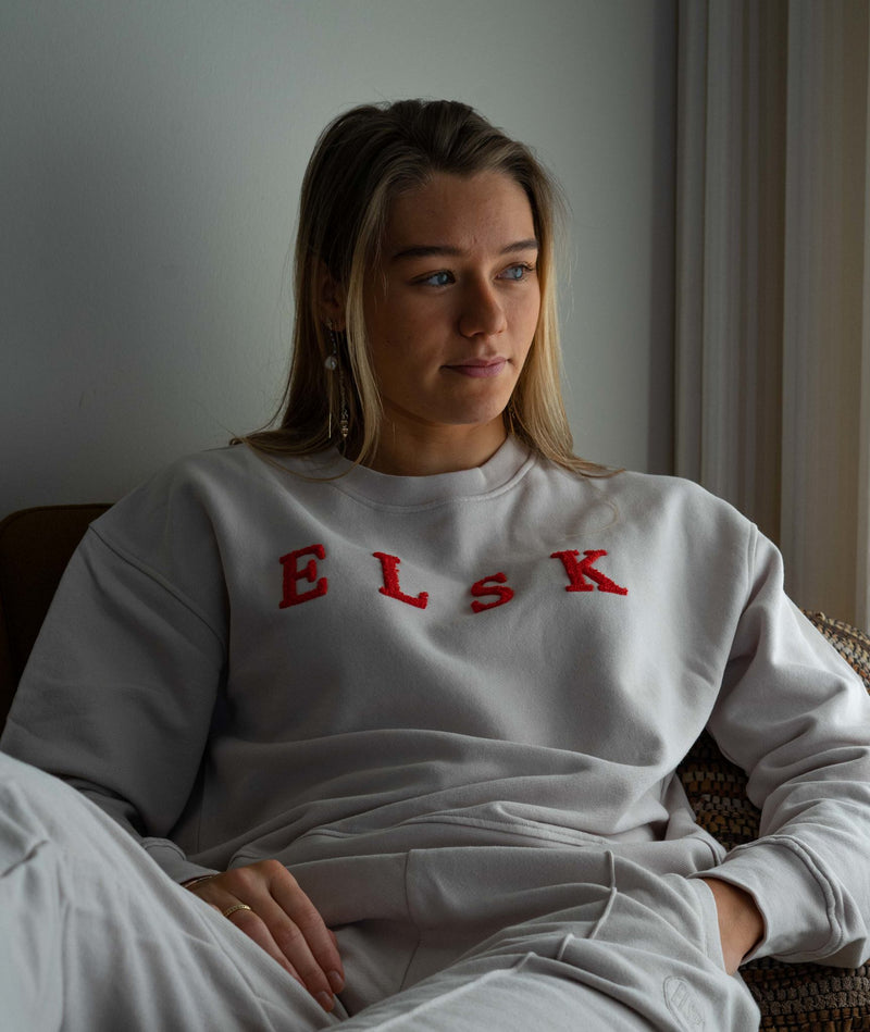 12007 | ELSK® CHENILLE EMB. ØRUM WOMEN'S SWEATSHIRT | DUSTY PINK