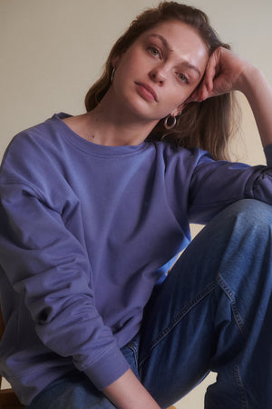 WAVE BP WOMEN'S CREWNECK