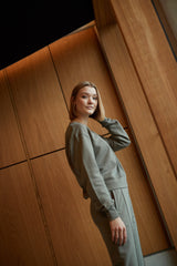 12006 | ELSK® ROUND LOGO EMB ØRUM WOMEN'S SWEATSHIRT | SMOKEY OLIVE