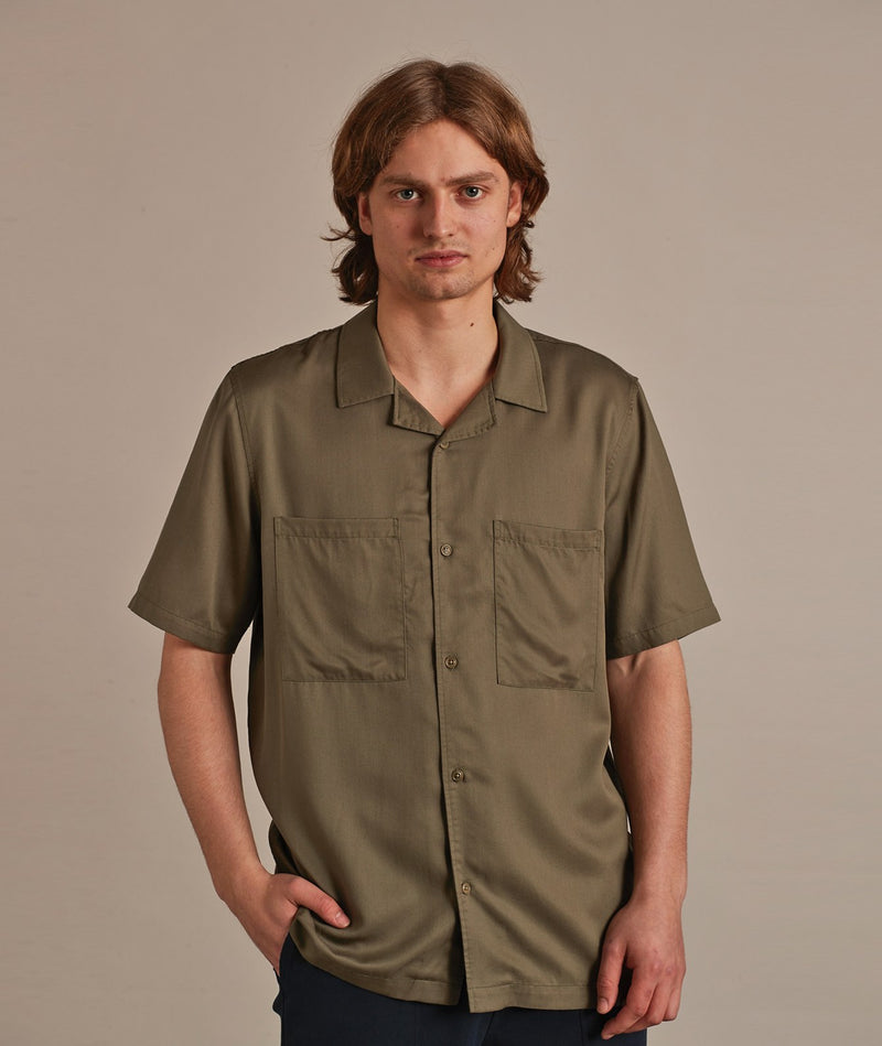 04002 | LOVE PELLE MEN'S SS SHIRT | SMOKEY OLIVE