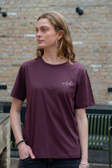 SIGNED BASIC WOMEN'S CLASSIC T-SHIRT