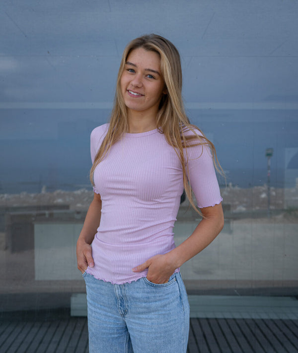 5473 | ELSK® JANNERUP KORTÆRMET T-SHIRT | LILA
