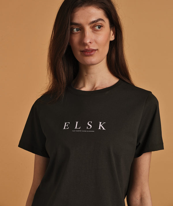 11040 | ELSK® PURE WOMEN'S ESSENTIAL TEE | PIRATE BLACK